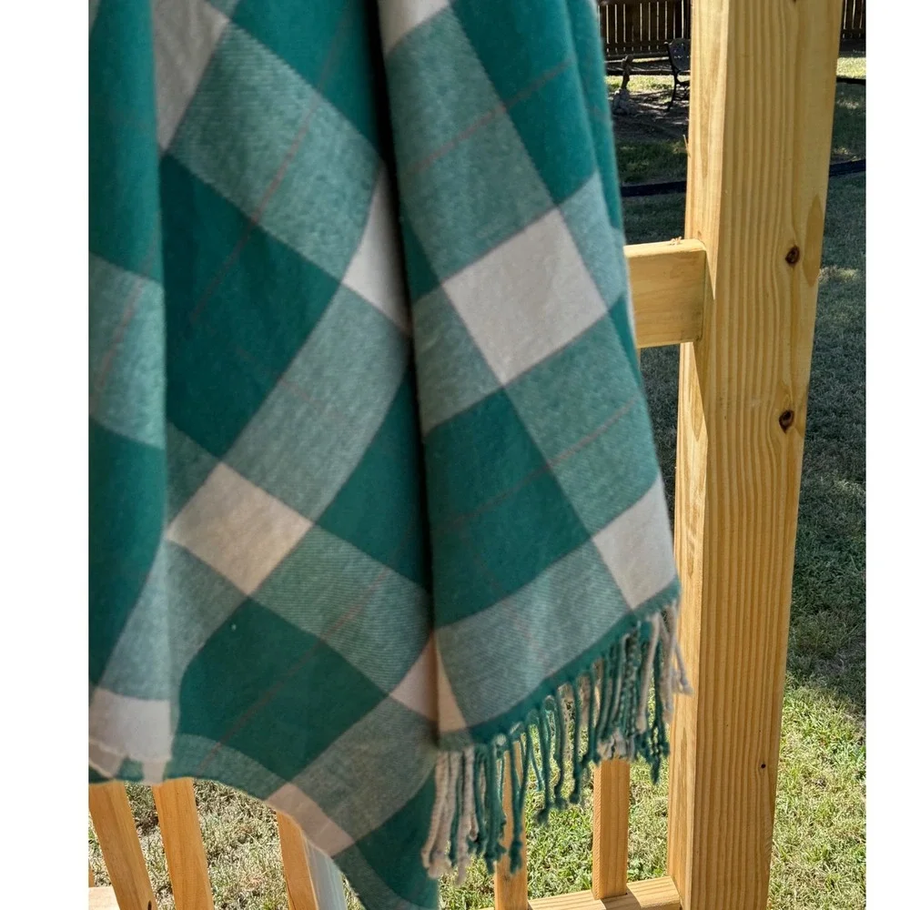 Joann's Throw Blanket Pillow Set OS Green Cream Buffalo Check Plaid 4